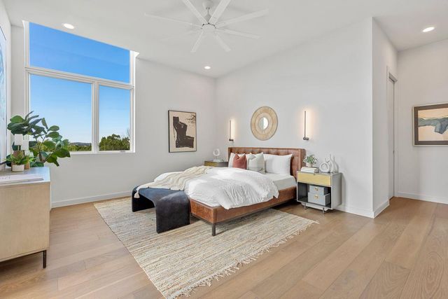 7120 Clifton LN, Austin, TX 78746