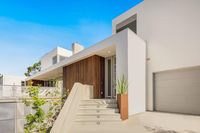 7120 Clifton LN, Austin, TX 78746