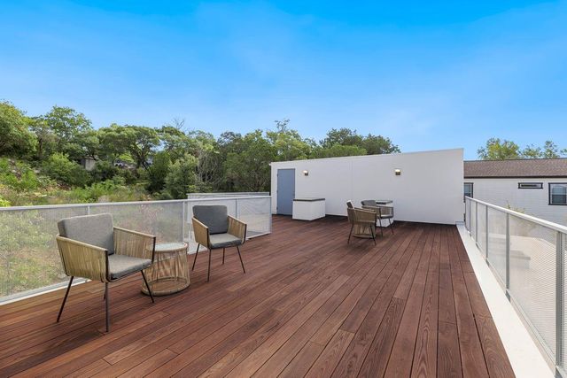 7120 Clifton LN, Austin, TX 78746