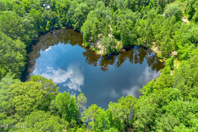 627 Cole Road, Hattiesburg, MS 39402