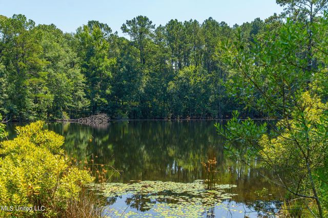 627 Cole Road, Hattiesburg, MS 39402