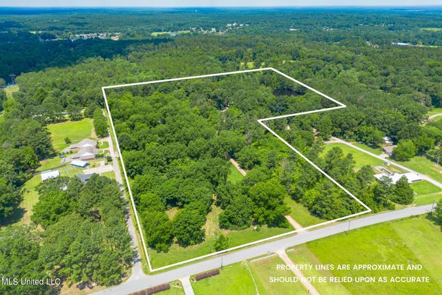 627 Cole Road, Hattiesburg, MS 39402