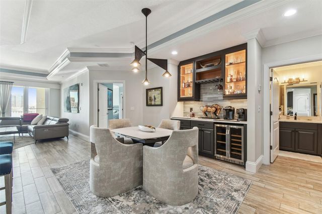 200 SKIFF POINT 202, Clearwater Beach, FL 33767