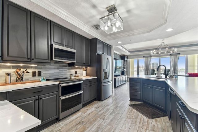 200 SKIFF POINT 202, Clearwater Beach, FL 33767