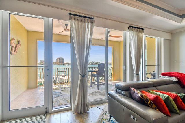 200 SKIFF POINT 202, Clearwater Beach, FL 33767