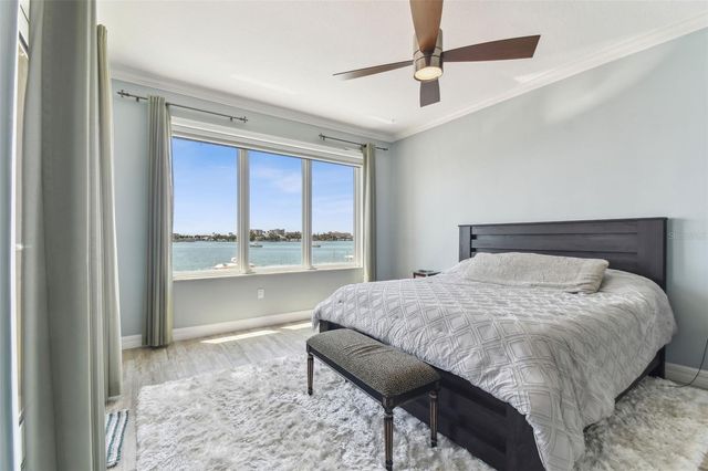 200 SKIFF POINT 202, Clearwater Beach, FL 33767