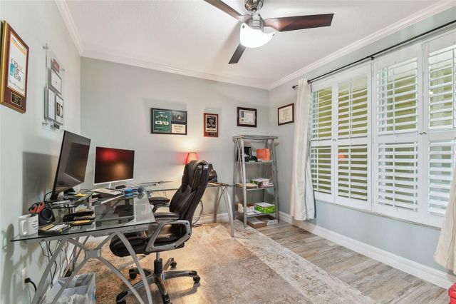 200 SKIFF POINT 202, Clearwater Beach, FL 33767