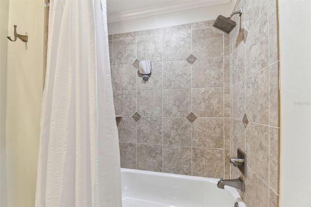 200 SKIFF POINT 202, Clearwater Beach, FL 33767