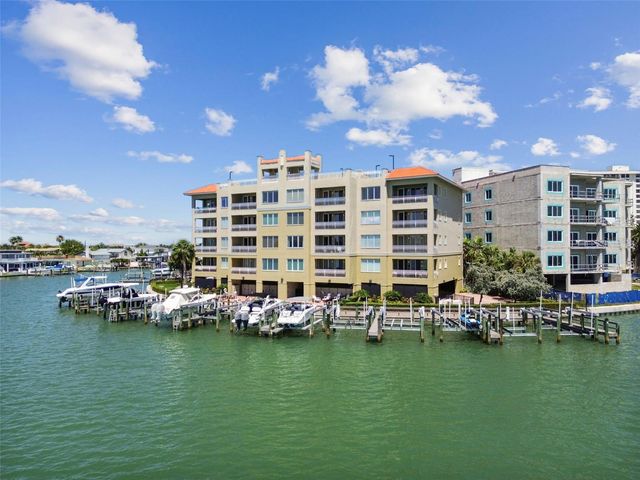 200 SKIFF POINT 202, Clearwater Beach, FL 33767