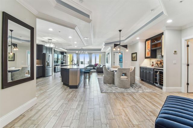 200 SKIFF POINT 202, Clearwater Beach, FL 33767