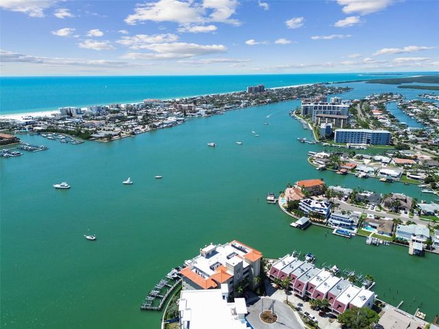 200 SKIFF POINT 202, Clearwater Beach, FL 33767