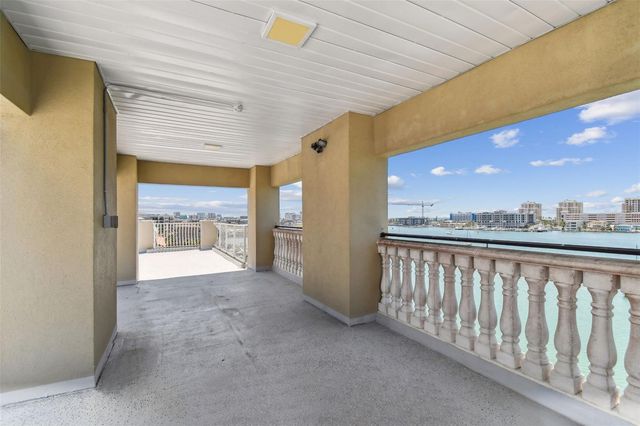 200 SKIFF POINT 202, Clearwater Beach, FL 33767