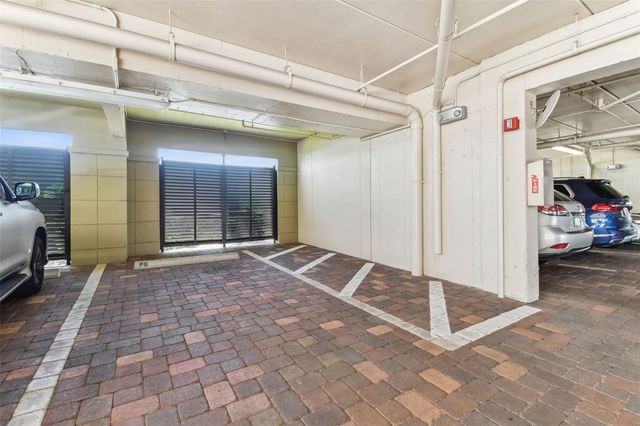 200 SKIFF POINT 202, Clearwater Beach, FL 33767