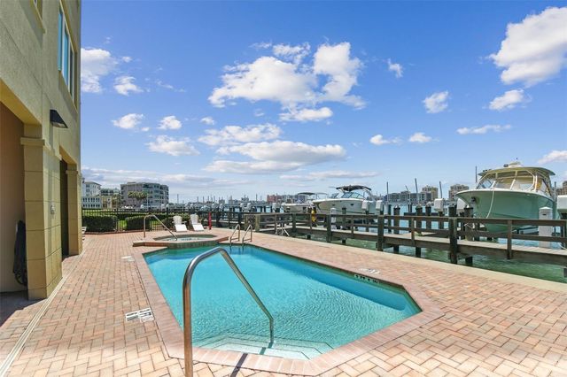 200 SKIFF POINT 202, Clearwater Beach, FL 33767
