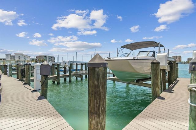 200 SKIFF POINT 202, Clearwater Beach, FL 33767