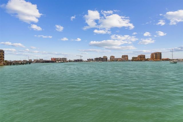 200 SKIFF POINT 202, Clearwater Beach, FL 33767