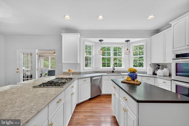 7472 ADMIRAL NELSON DR, Warrenton, VA 20186