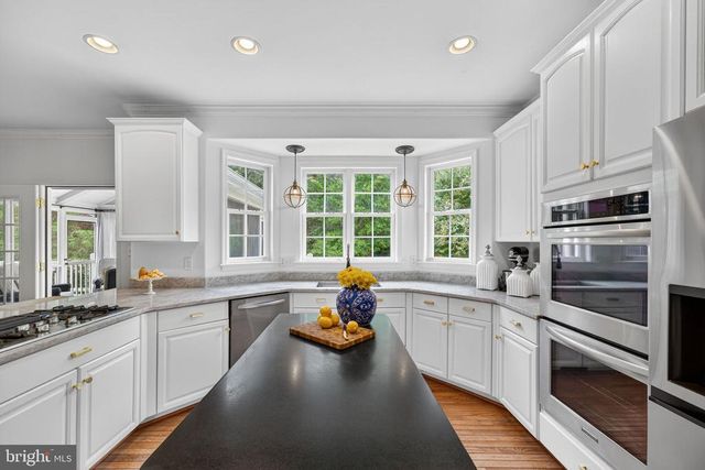 7472 ADMIRAL NELSON DR, Warrenton, VA 20186