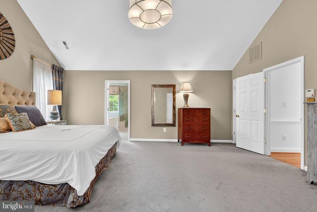 7472 ADMIRAL NELSON DR, Warrenton, VA 20186
