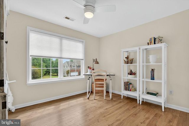 7472 ADMIRAL NELSON DR, Warrenton, VA 20186