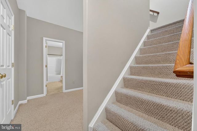 7472 ADMIRAL NELSON DR, Warrenton, VA 20186