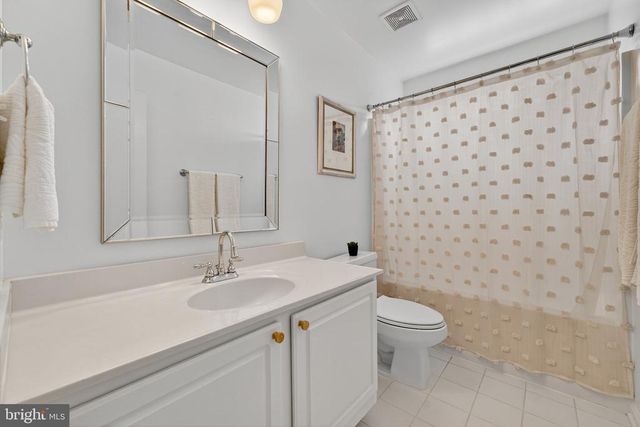 7472 ADMIRAL NELSON DR, Warrenton, VA 20186