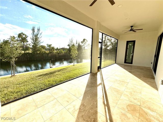 1926 NW 21st ST, Matlacha, FL 33993