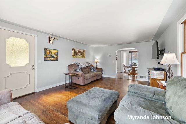 4263 S Quarterline Road, Muskegon, MI 49444