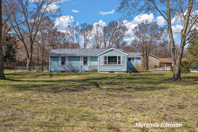 4263 S Quarterline Road, Muskegon, MI 49444