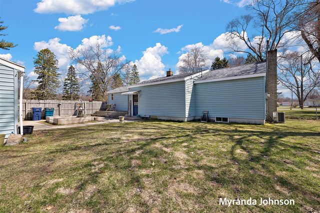4263 S Quarterline Road, Muskegon, MI 49444