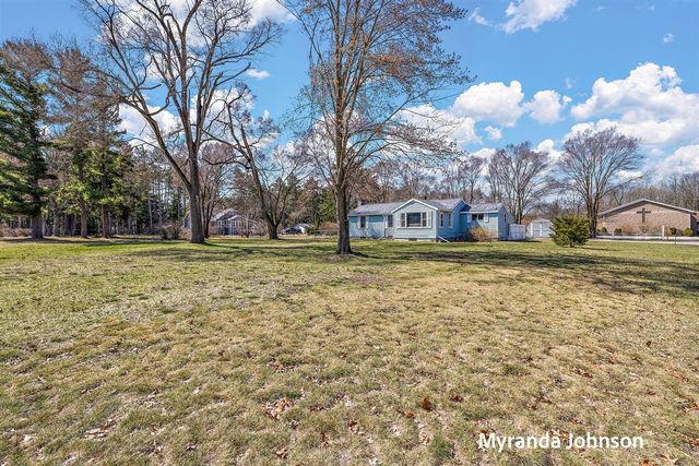 4263 S Quarterline Road, Muskegon, MI 49444