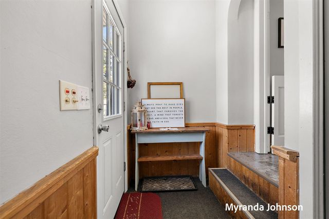 4263 S Quarterline Road, Muskegon, MI 49444