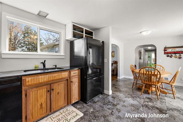 4263 S Quarterline Road, Muskegon, MI 49444