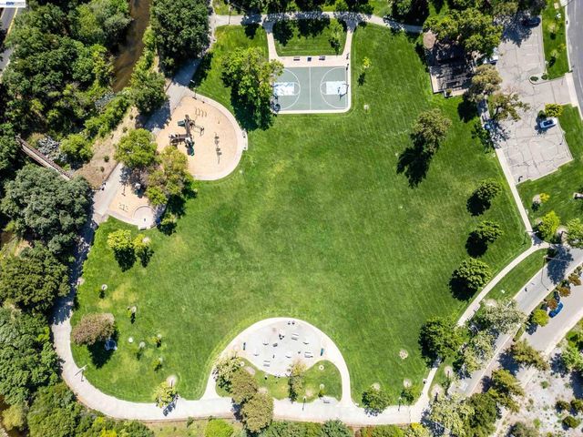 7633 Tuscany Dr, Dublin, CA 94568
