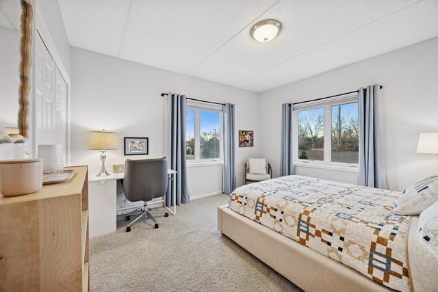 500 E Saint Charles Road 209, Lombard, IL 60148