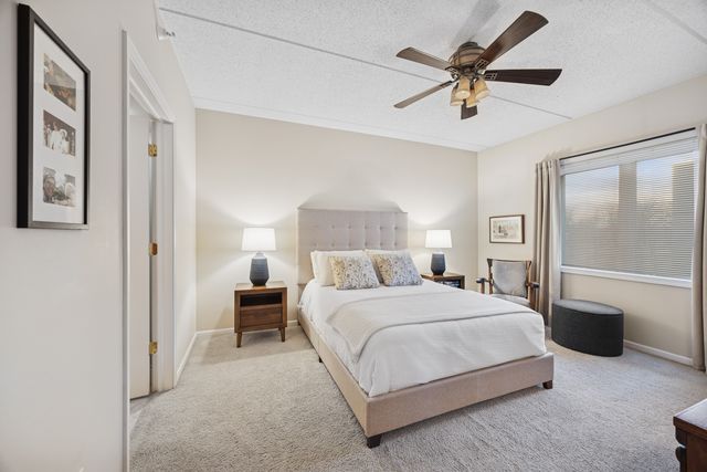 500 E Saint Charles Road 209, Lombard, IL 60148