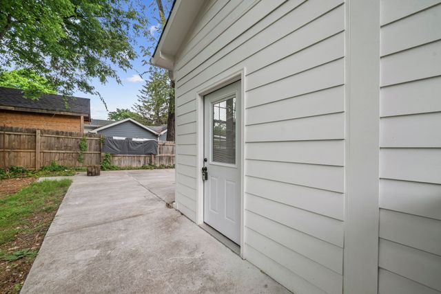 60 Lutie St, Nashville, TN 37210