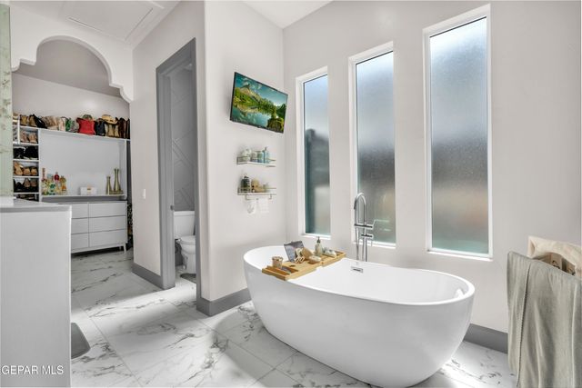 2317 TIERRA FABIAN Place, El Paso, TX 79938