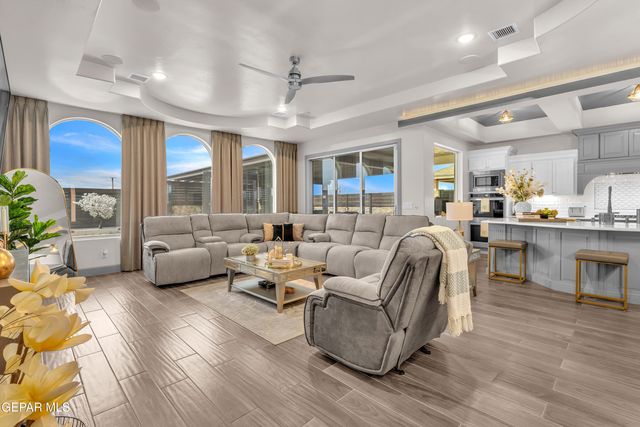 2317 TIERRA FABIAN Place, El Paso, TX 79938