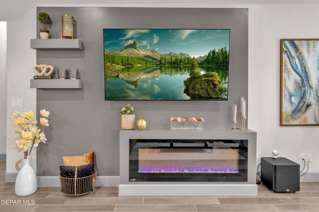 2317 TIERRA FABIAN Place, El Paso, TX 79938