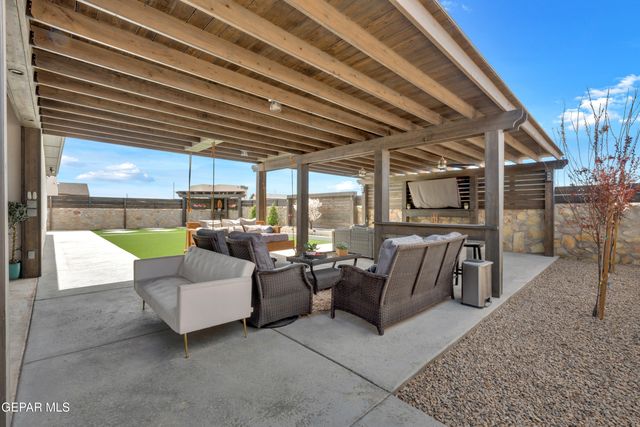 2317 TIERRA FABIAN Place, El Paso, TX 79938