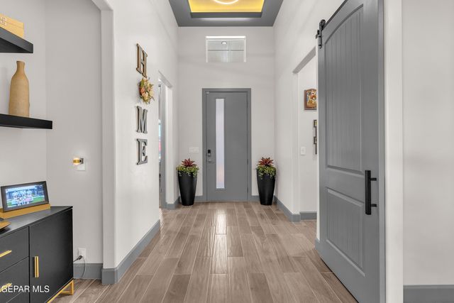 2317 TIERRA FABIAN Place, El Paso, TX 79938