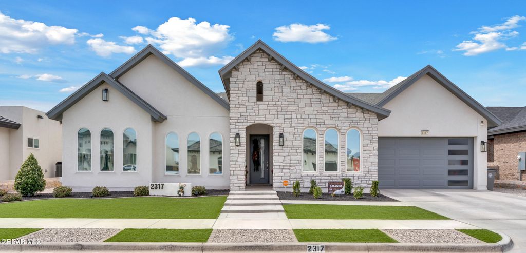 2317 TIERRA FABIAN Place, El Paso, TX 79938