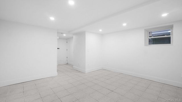 4365 De Reimer Avenue, Bronx, NY 10466