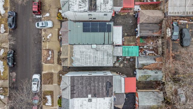 4365 De Reimer Avenue, Bronx, NY 10466