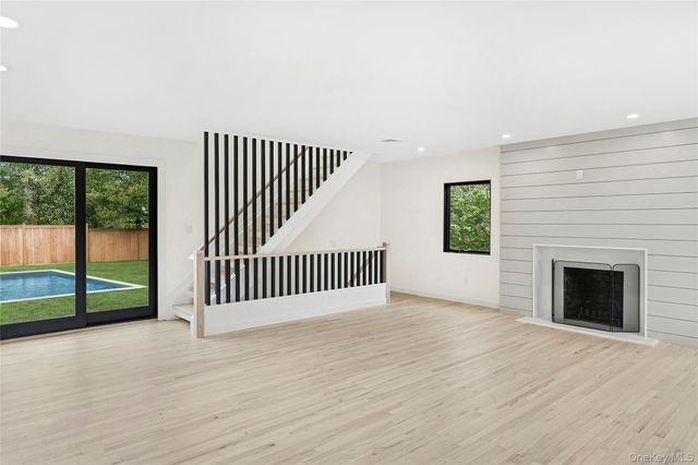 3 Shore Lane, Westhampton, NY 11977