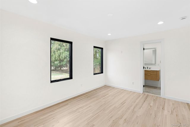 3 Shore Lane, Westhampton, NY 11977