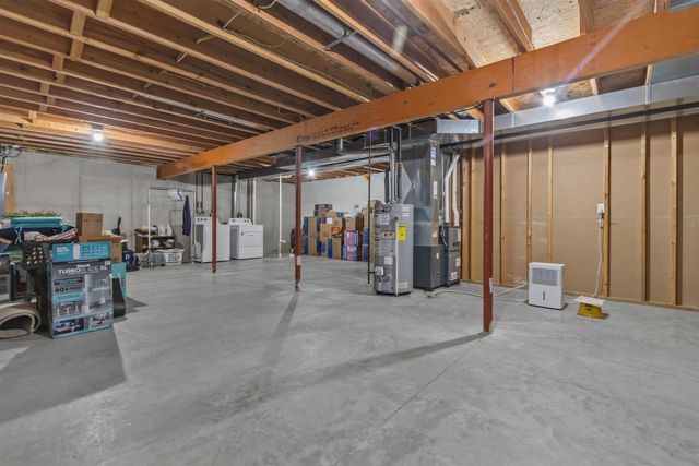 1160 HAROLD DRIVE, Menasha, WI 54952