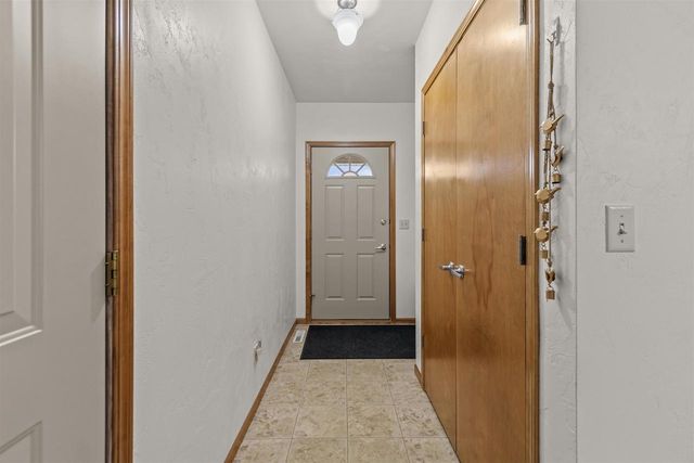 1160 HAROLD DRIVE, Menasha, WI 54952