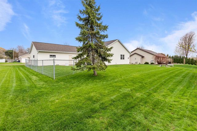 1160 HAROLD DRIVE, Menasha, WI 54952